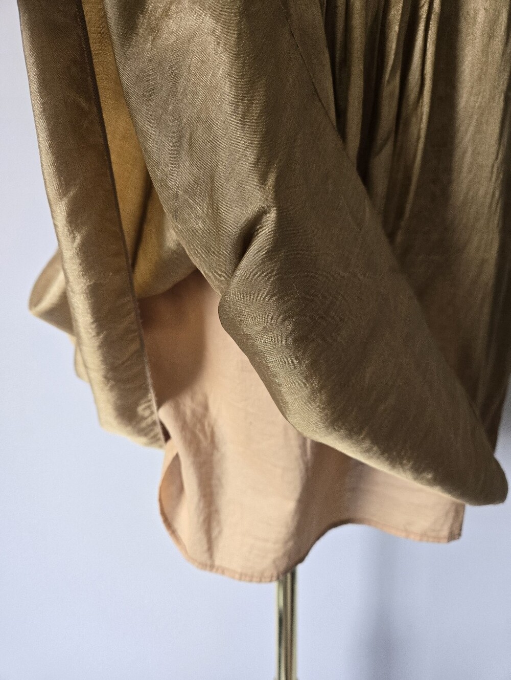 Eileen Fisher 100% Silk Shimmery Tan-Gold Camisole Top. Size XS - Picture 4 of 12